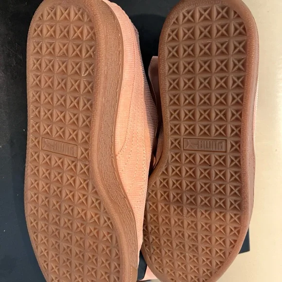 Puma Tennis Shoes Size 8 - Picture 5 of 8